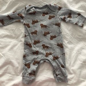 Carter’s romper